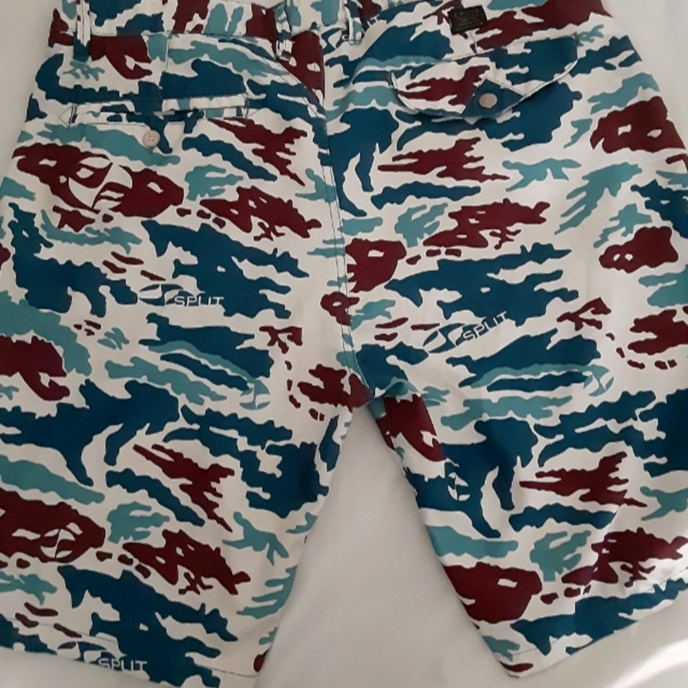 Split shorts